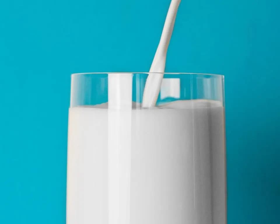 Leite integral UHT